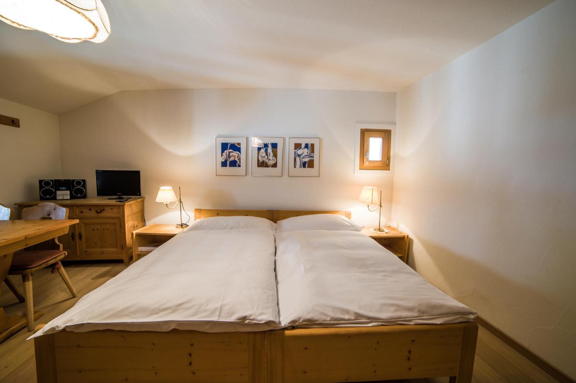 Chesa Michel Apartment Bever Luaran gambar